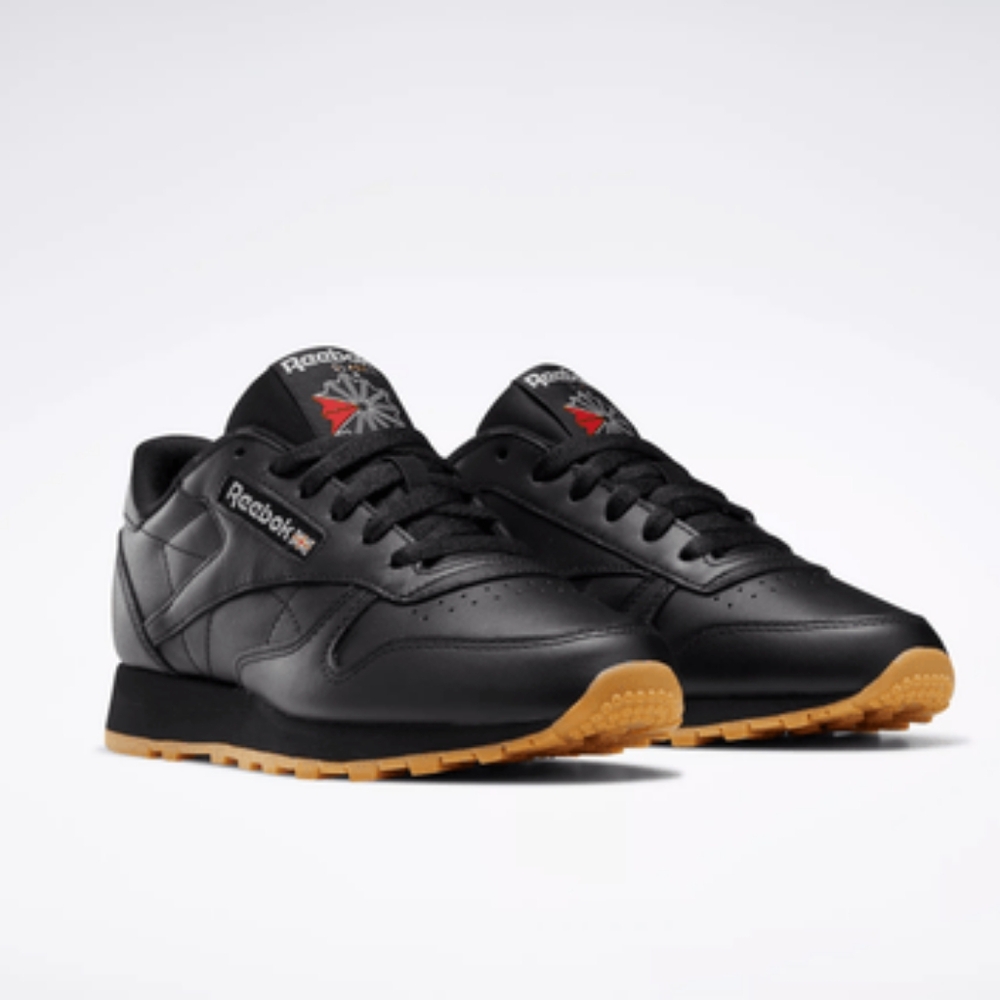 Reebok Classic Leather Sneakers 🖤